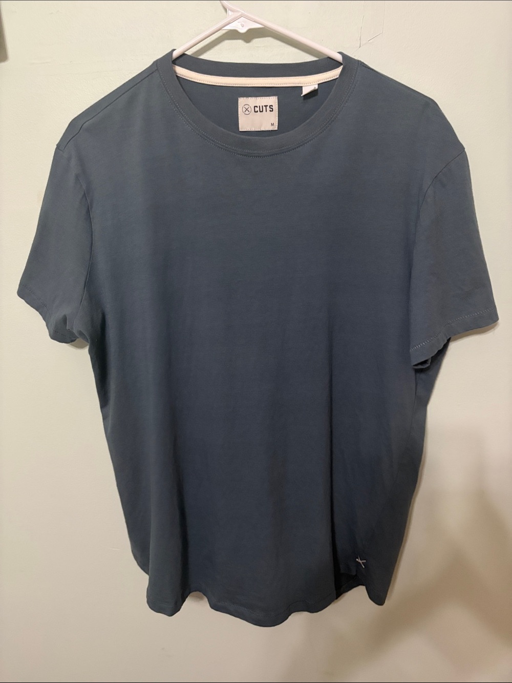 Cuts Clothing Men's Pima Curved Hem in Naples (slate) Blue